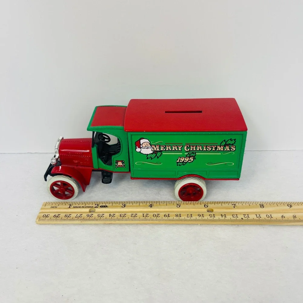 1995 ServiStar Merry Christmas Truck Coin Bank Kenworth Vintage Red